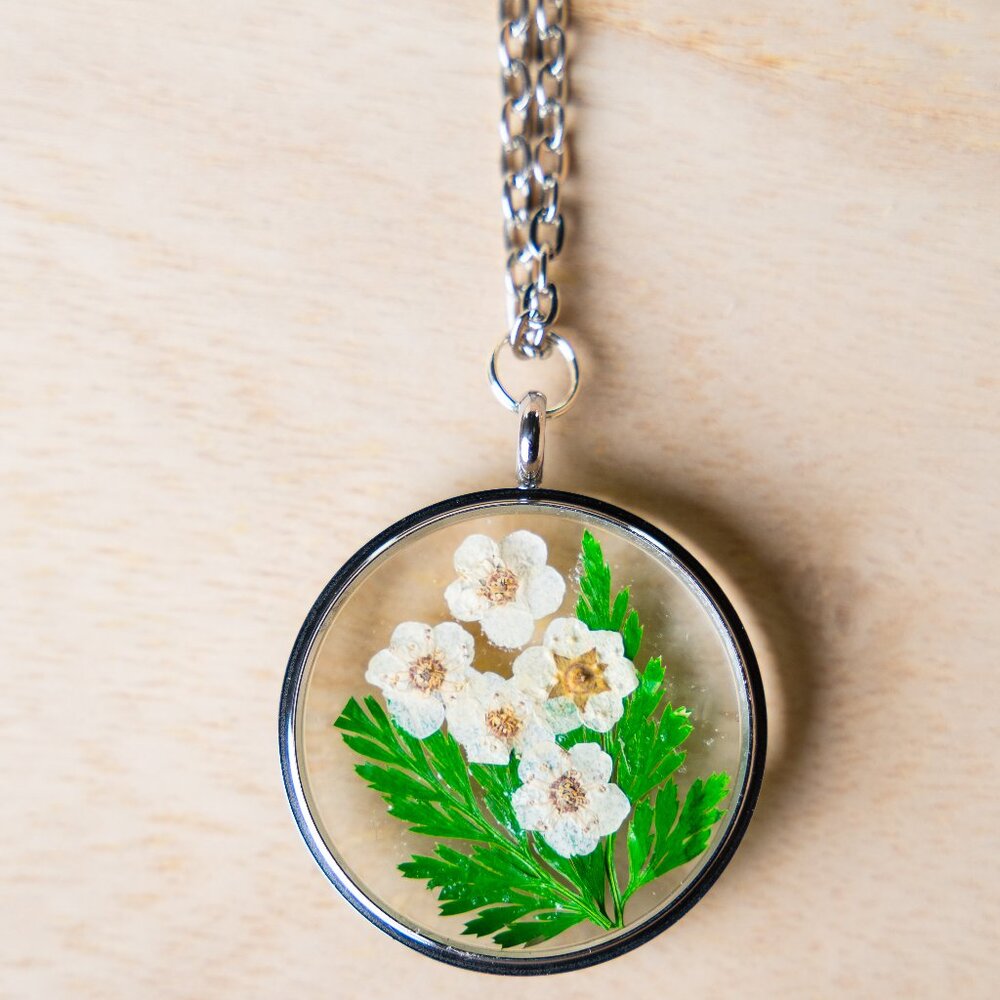 3D Handmade Birth Month pressed Flower Necklace: December